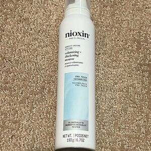 Nioxin Volumizing & Thickening